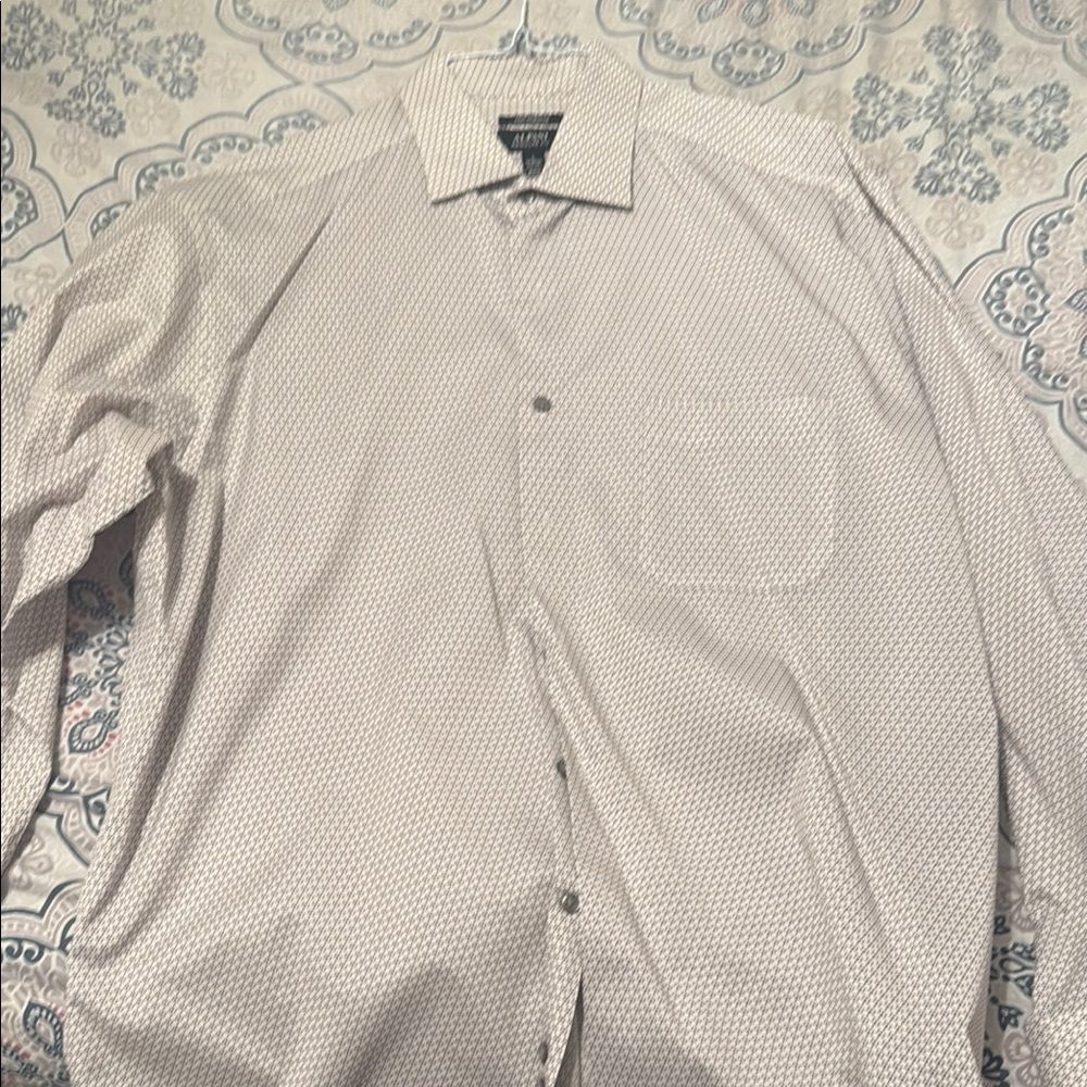 Alfani White Casual Button Down Shirt with Textured Fabric